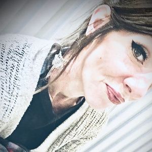 Meet your Posher, Michele